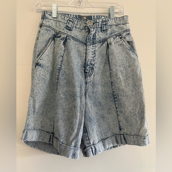 Vintage Jordache Gray Bermuda Shorts High-Waisted Pleated - Picture 1 of 4